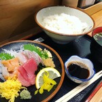 立ち喰い魚 ふじ屋 - 