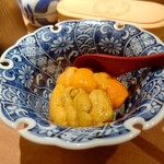 鮨みなと - むらさきうにとばふんうに食べ比べ。