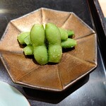 鮨みなと - 先付けの茶豆