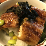 鰻花房 - 薄味のタレで鰻本来の味が際立つ