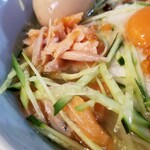 塩そば専門店 桑ばら - 池袋三大ブス 冷やしとろろイクラサーモン