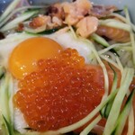 塩そば専門店 桑ばら - 池袋三大ブス 冷やしとろろイクラサーモン