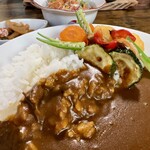 お食事処 だんらん日和 - カレーセット(\1,650)　カレー(辛口)