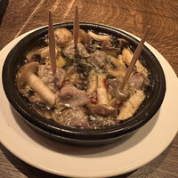 スペイン料理 La Cazuela 三ノ宮 ミント神戸店 - 砂ズリのアヒージョ