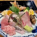 上々 - 限定20食の海鮮丼¥1400…海鮮皿