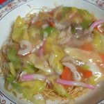 雲龍亭 - 雲龍亭の皿うどん735円(12.01)