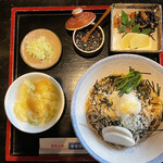 登呂もちの家 - うす定食(栗おこわのご飯)