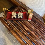 ち～家食堂 - 入口ではシーサーがお出迎え