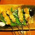 まつもと 本店 - 若鶏手羽の串焼き