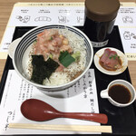 日本橋海鮮丼 つじ半 - ぜいたく丼 竹 1080えん