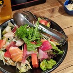 Hamayaki Kaisen Izakaya Uo Tora Suisan - 海鮮サラダ