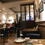 Kafe & Dainingu Marina - 店内