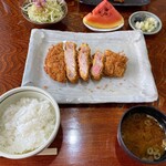 キッチン美味小家 - 特選・高座豚　熟成厚切りロースかつ定食2970円