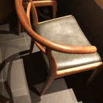 枯淡 - 肘掛けありの椅子が嬉しい