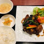 チャイナダイニング飛天 - ミルフィーユ黒酢ランチ