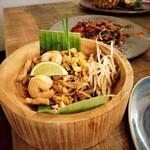 yaab thai - 