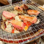 ホルモン焼肉 ぶち - 