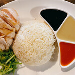 海南鶏飯食堂5 MIYASHITA PARK店 - 大盛りがおすすめです！