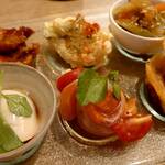 カフェ バエル - おつまみセット1,100円