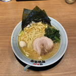 町田商店 - 醤油ラーメン