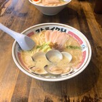 ストライク軒 - 