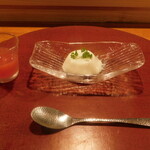 肉割烹 五平 - デザート 西瓜 杏仁豆腐(おまかせコース料理)