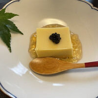 馳走 きむら - とうもろこしの豆腐、キャビア乗せ、出汁ジュレで