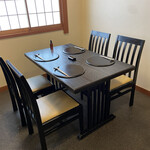 馳走 きむら - 内観テーブル席