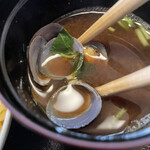 馳走 きむら - 赤出汁、しじみの味噌汁