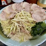 ラーメンショップ 細谷店 - こてこてらーめん＋チャーシュー＋ねぎ和え1100円