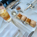 バー＆ラウンジ  トゥエンティエイト コンラッド東京 - 