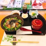 俵屋 - 八戸前沖銀さばトロ漬け丼の定食に