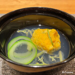 丸新 - 海胆の帆立真薯と蓴菜の椀