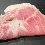 Ginza Itarian Fabizu - 前菜：幻の自家製イベリコ豚ベジョータハムをブーケ仕立てにしました