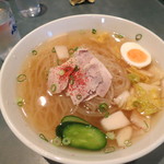 元祖 平壌冷麺屋 - 冷麺（中）