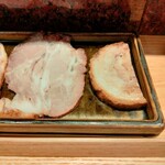 Tomita - 煮豚(右)の塩が疲れをふっ飛ばしてくれます。