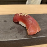 北新地 鮨 葵 - 漬けマグロ　これも香り最高