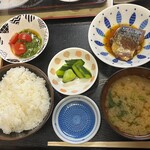 180345309 - 特選刺し身定食