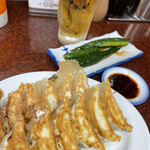 ミスター・ギョーザ - 焼き餃子ときゅうりにはビールやね