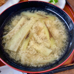 喜久 - 家庭的な味の茄子のみそ汁