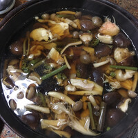 出羽屋 - 山菜汁 出羽屋 - 山菜汁