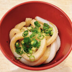 산코우 인 이세시 에키마에 - 이세 우동