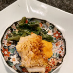 おいしかよ - 甘鯛松笠焼 空芯菜ツル紫辛子和え ウニのムース