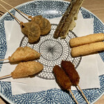 くしかつ一期屋 - おまかせ串カツ(ゴボウ、烏賊、牛サガリ、豆腐天、椎茸)