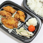 からあげの王様 - 料理写真:唐揚げ弁当。醤油にんにく。