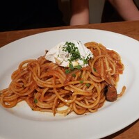 イゾラ ブル - モッツァレラチーズのパスタ