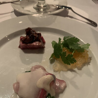 銀座ブルーリリー ステーキ＆チャイニーズレストラン - 