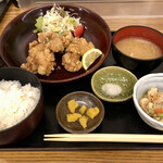 草乃家 - 2022.6.24  若鶏唐揚げ定食