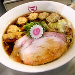 横浜中華そば 維新商店 - 