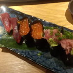 梅月 - にぎり（赤身、いくら、なかおち）